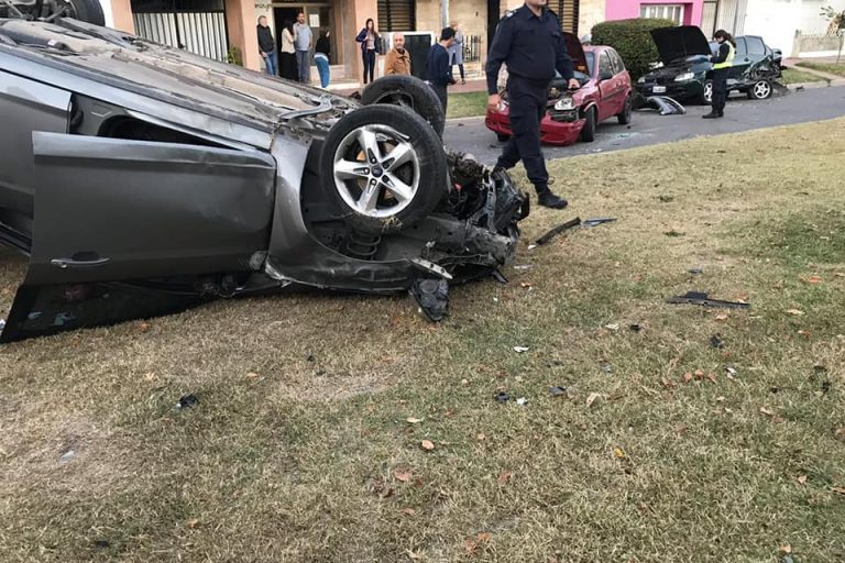 Incidente de tránsito en calle Monferrand