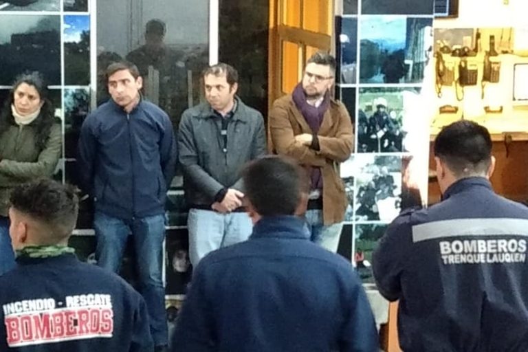 Visita de precandidatos al Cuartel